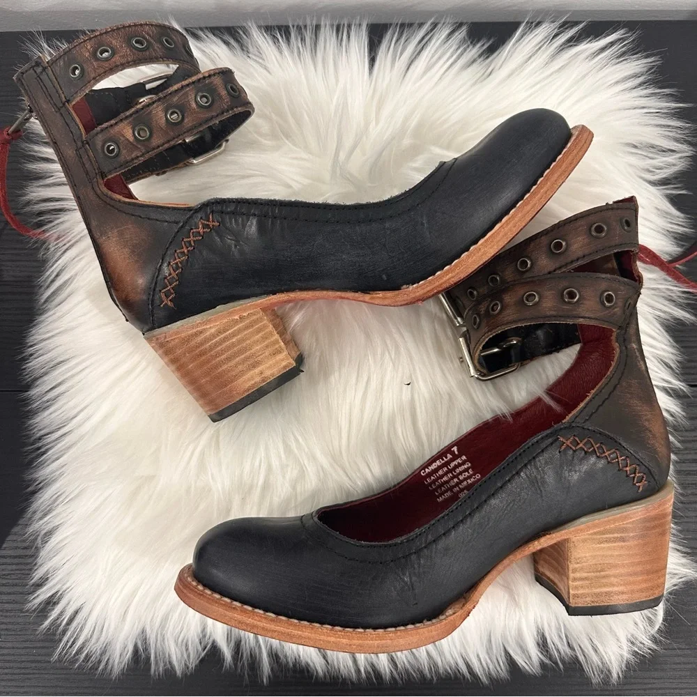 FREEBIRD 🦅 CANDELLA Navy Multi Leather Buckle Shoes Size 7 - Picture 2 of 12